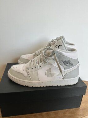 Air Jordan 1 Mid Grey Camo
